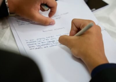 Contrato firmado con empresa de reformas con plazos y presupuesto cerrado